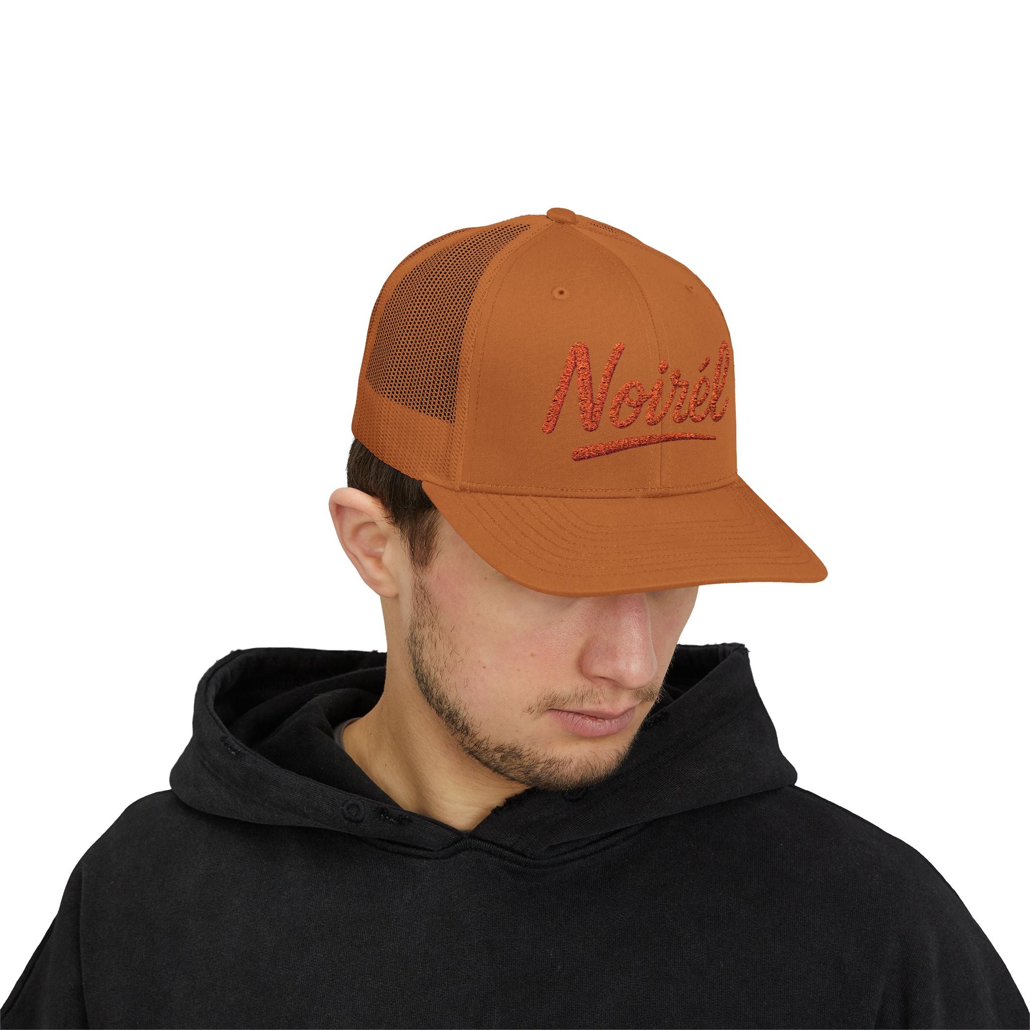 Noirél Glitter Script Trucker Cap