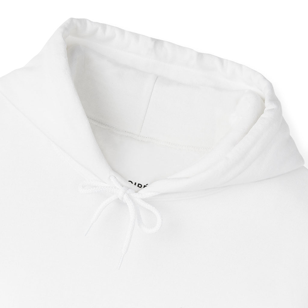NOIRÉL Script Hoodie – Schwarz gesticktes Logo