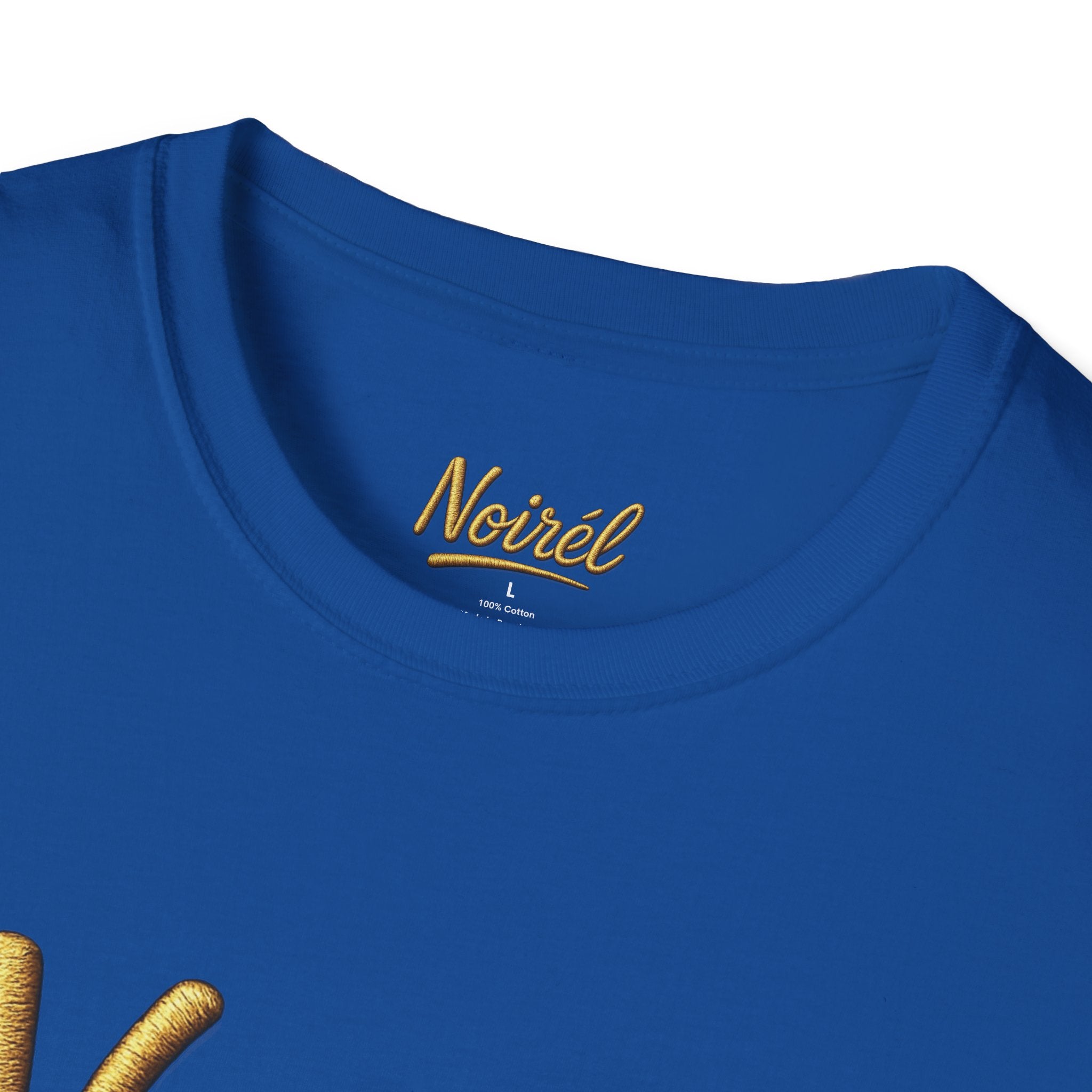 NOIRÉL T-Shirt – Gold Script Print