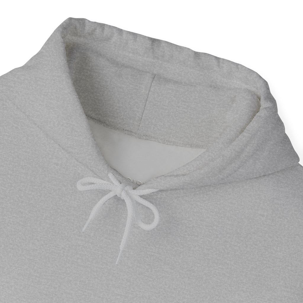 NOIRÉL Script Hoodie – Weiß gesticktes Logo