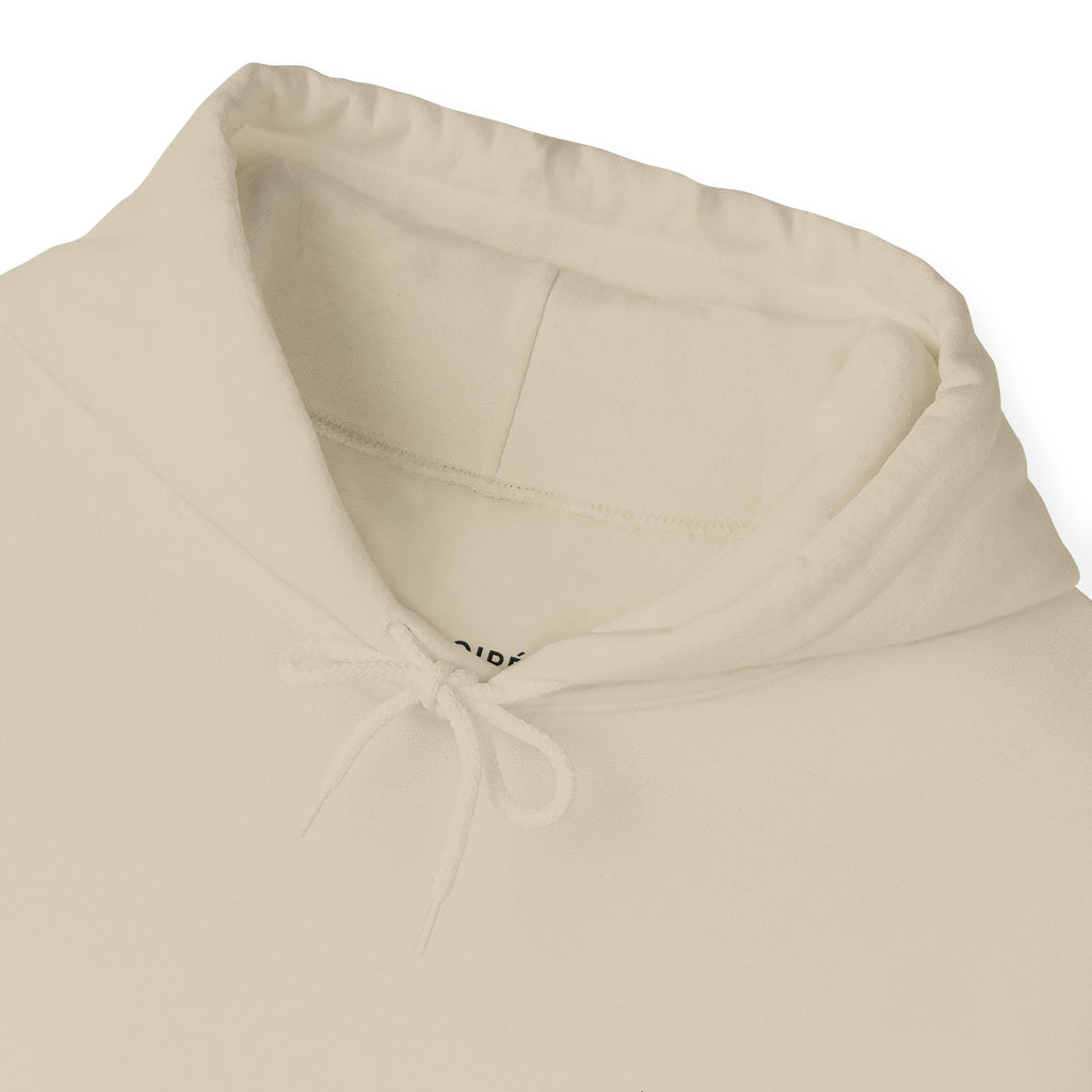 NOIRÉL Script Hoodie – Schwarz gesticktes Logo