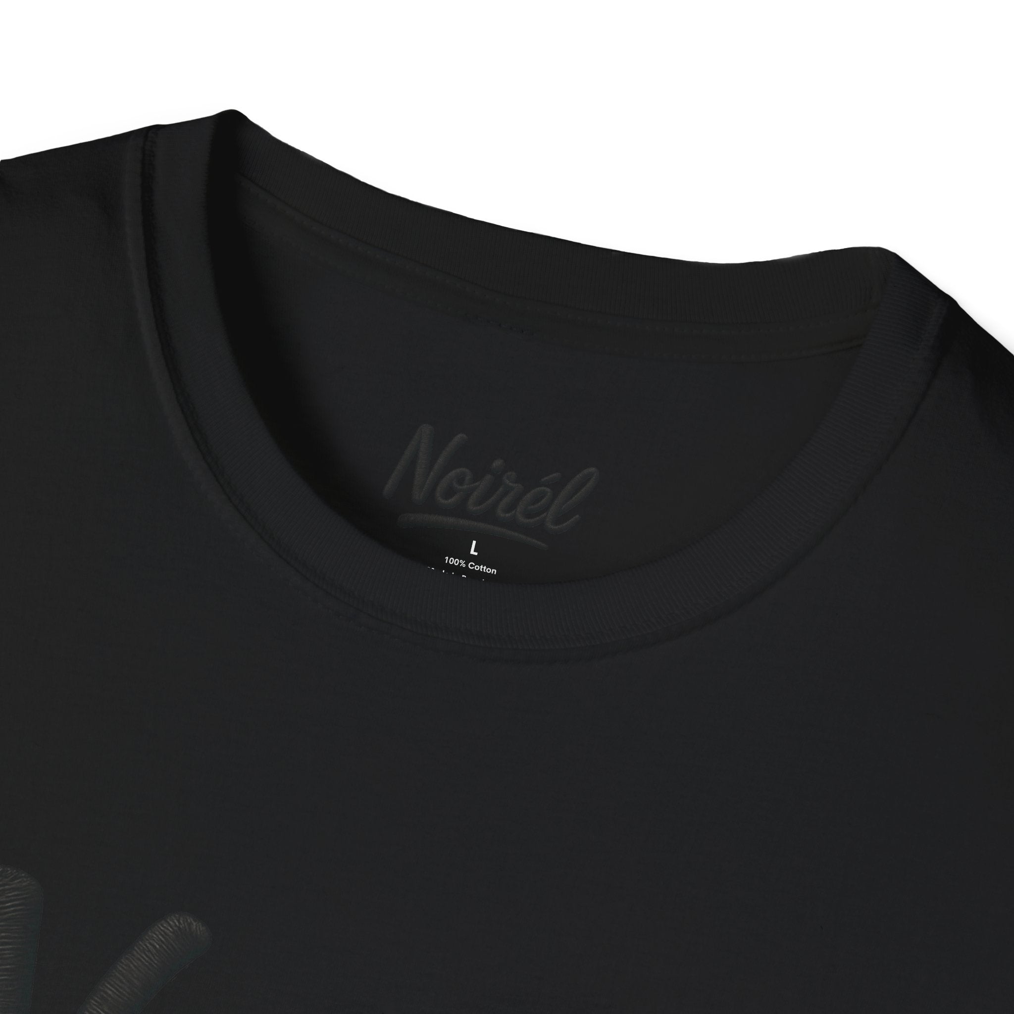 NOIRÉL T-Shirt – Black Script Print