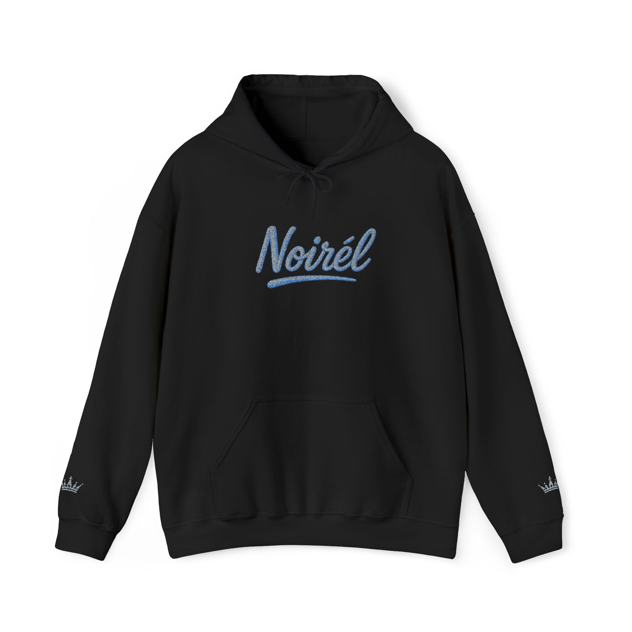 NOIRÉL Script Hoodie – Hellblau gesticktes Logo