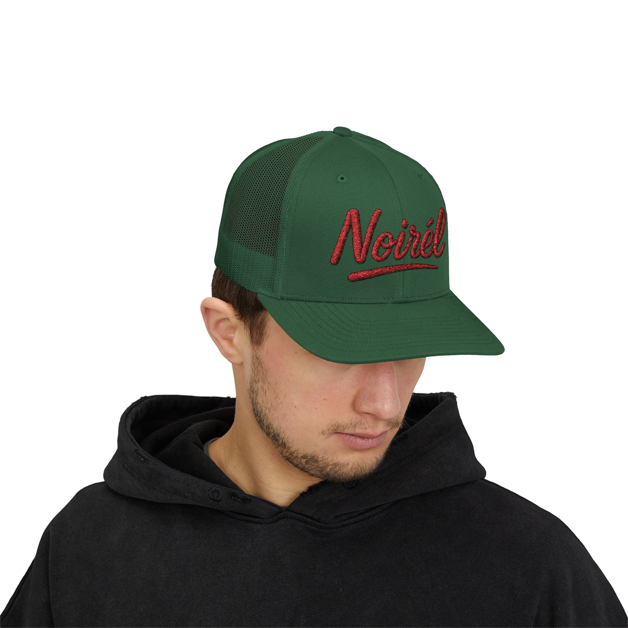 NOIRÉL Trucker Cap – Red Script