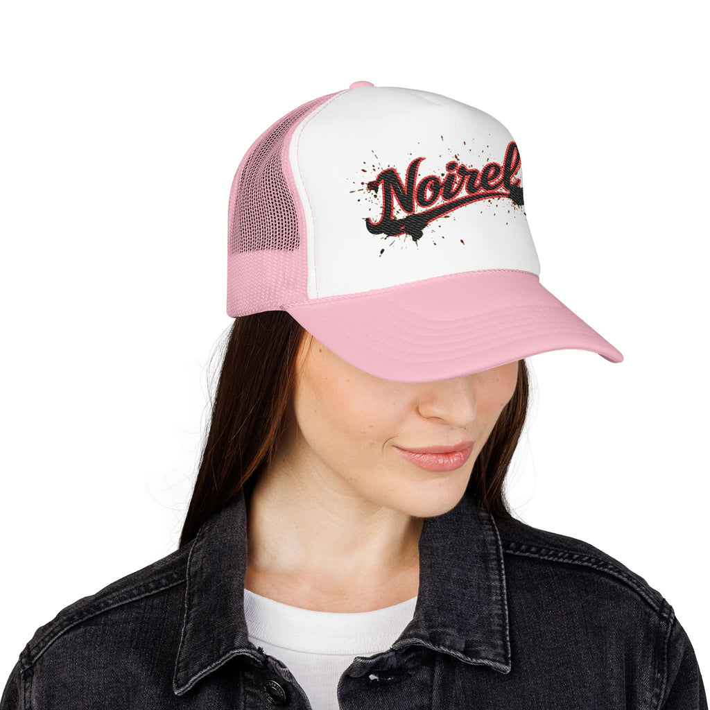 Noiriel Trucker Hat – Retro Script Logo Foam Mesh Cap 