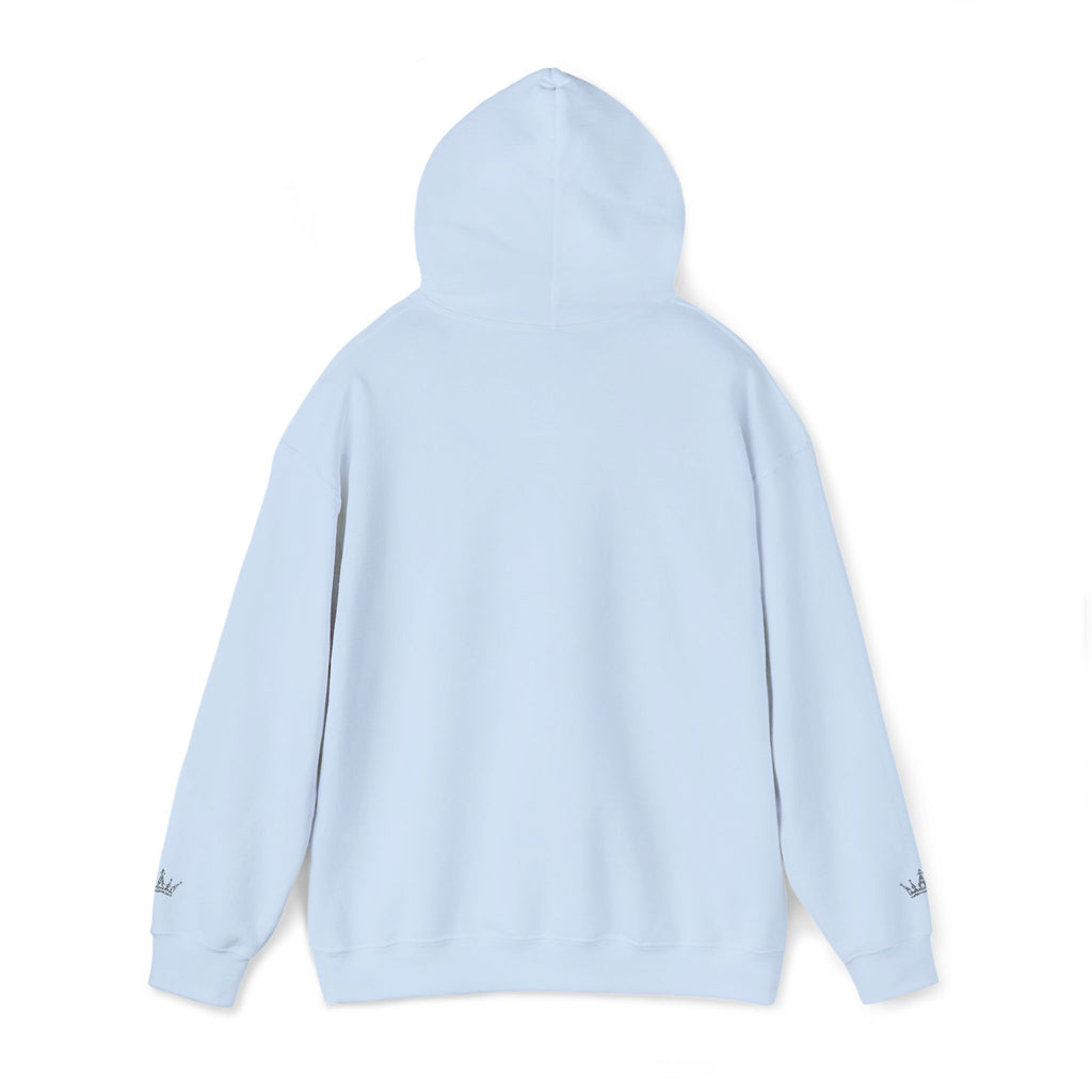 NOIRÉL Script Hoodie – Hellblau gesticktes Logo
